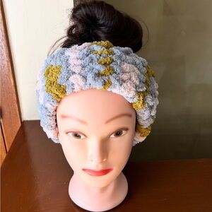Chunky Knit Headband in Blue and Yellow